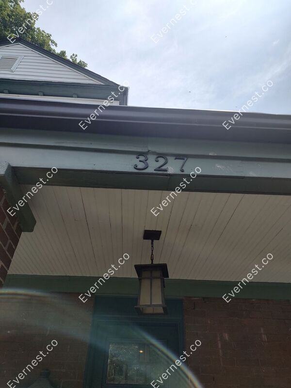 327 Benton Blvd - Photo 2 of 24