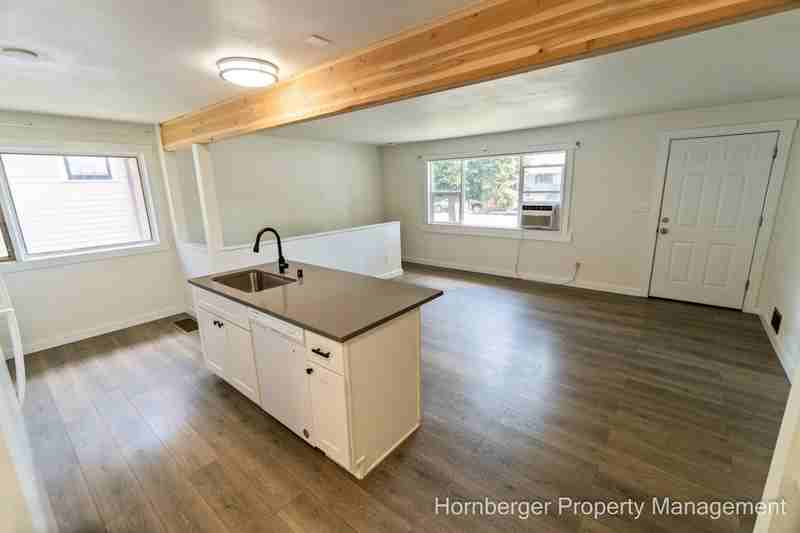 1426 W Montgomery Ave - Photo 3 of 19