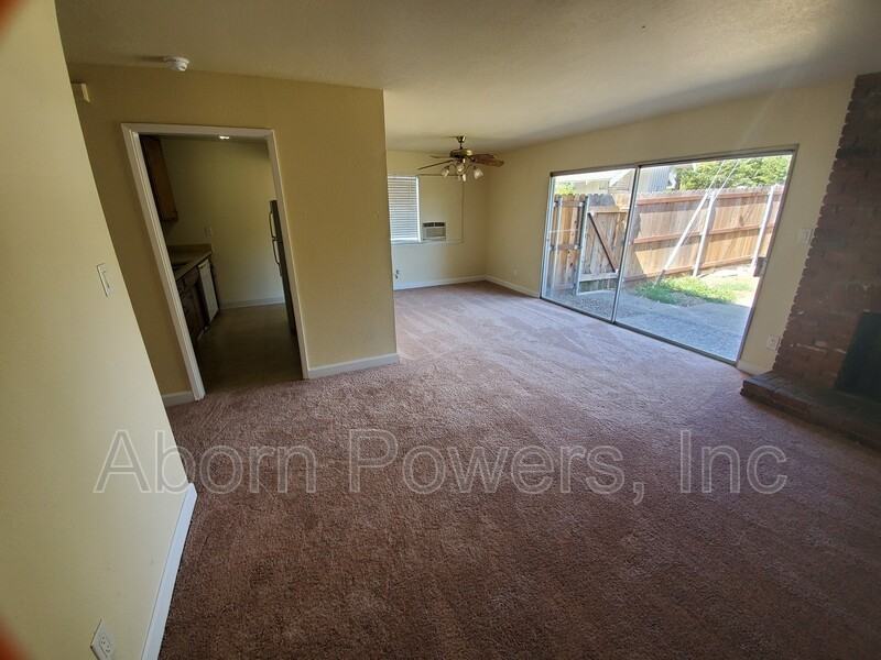 5439 Olympic Way - Photo 3 of 8