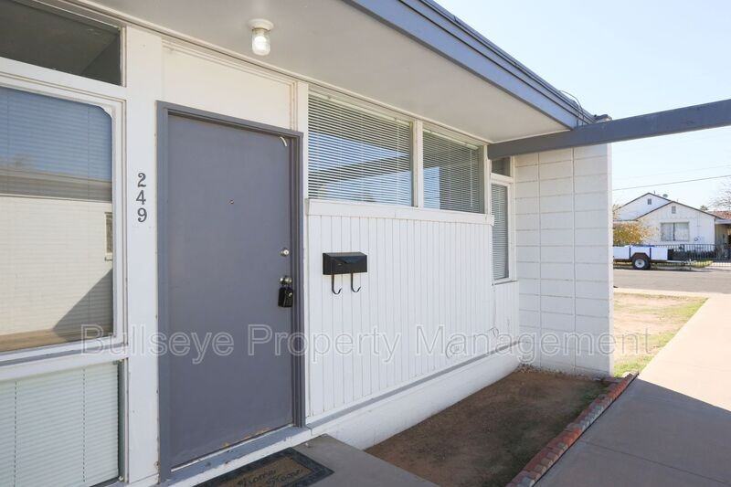 249 S Hobson - Photo 6 of 16