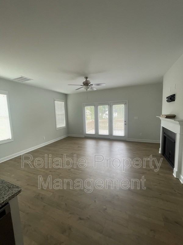 237 Brisbane Dr - Photo 7 of 30