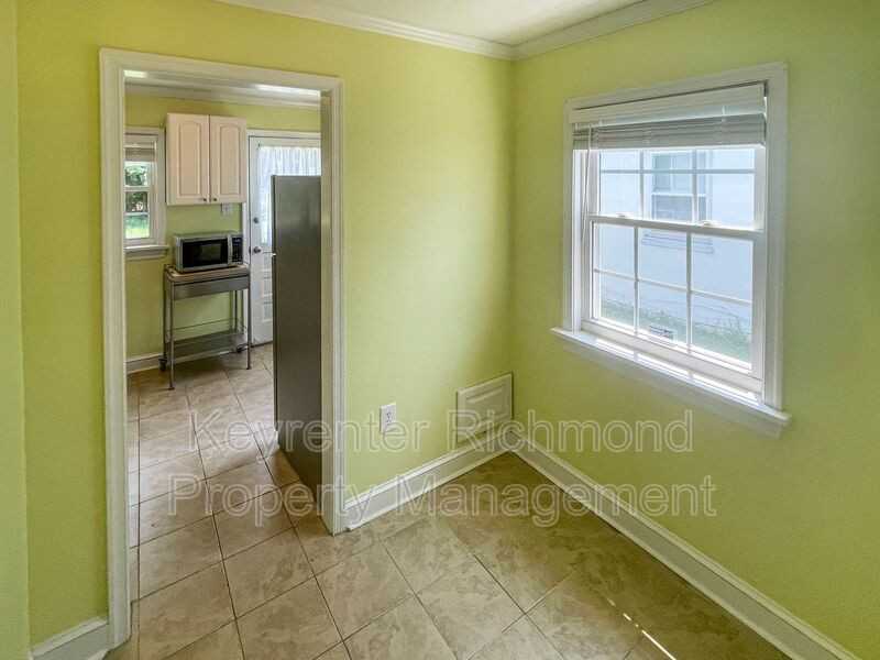 1135 Sumpter St - Photo 4 of 10