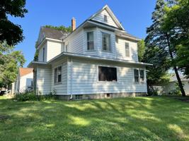 featured image of 900 West Parker Street #B