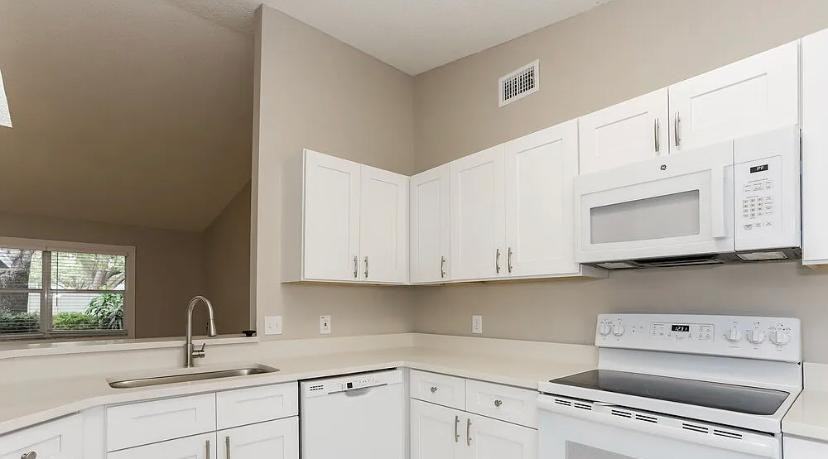 1707 Larabie Ct #NA - Photo 2 of 8