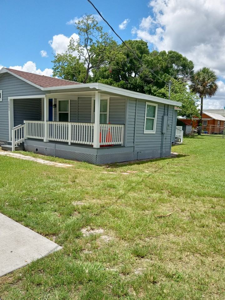 1531 W Arch St #NA - Photo 2 of 15