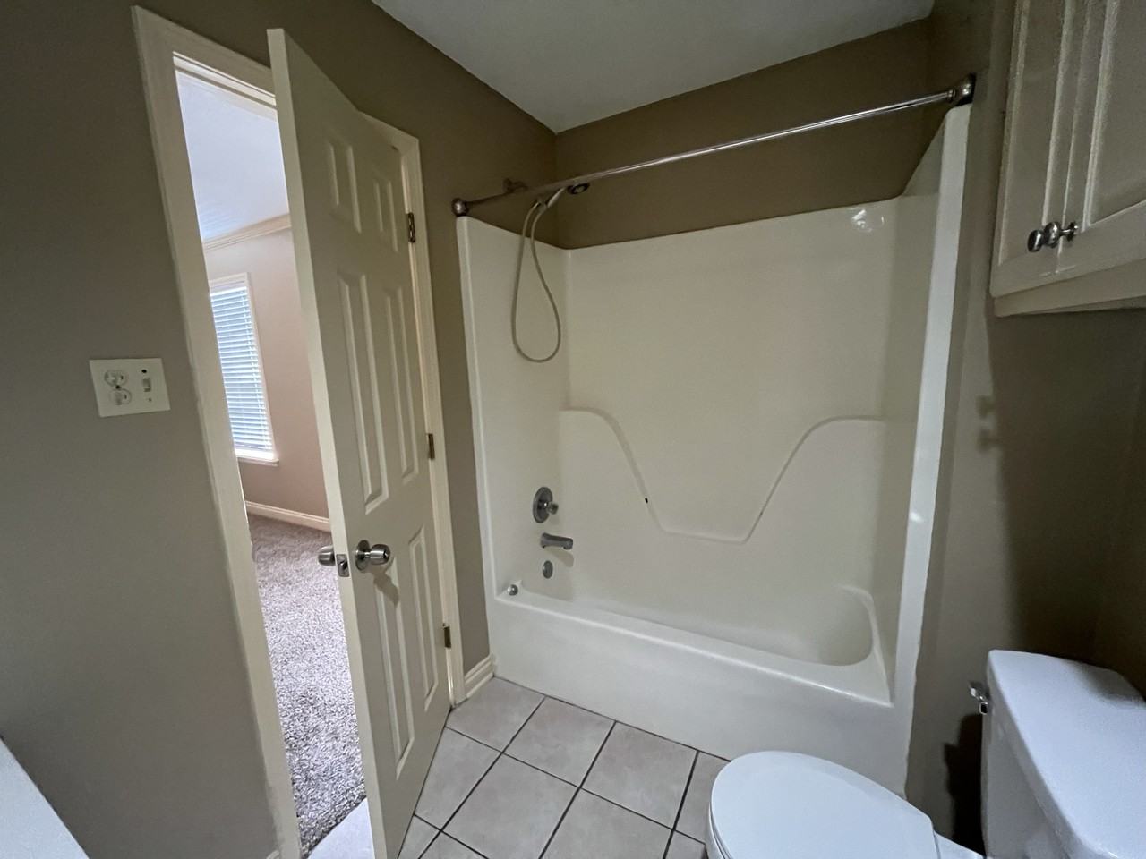 211 Rodney Guthrie Dr #1 - Photo 7 of 12