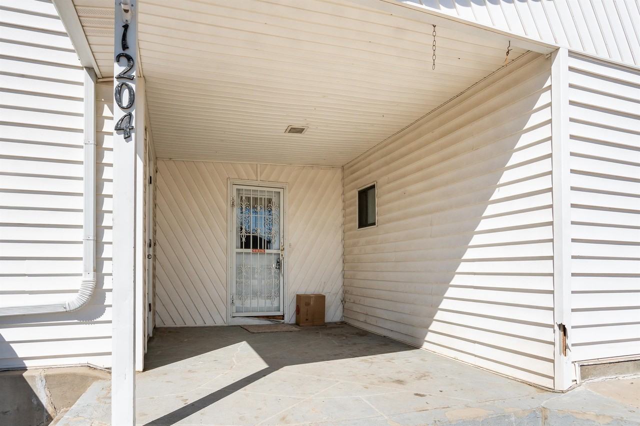 1204 Macmurry Ct #1 - Photo 2 of 25