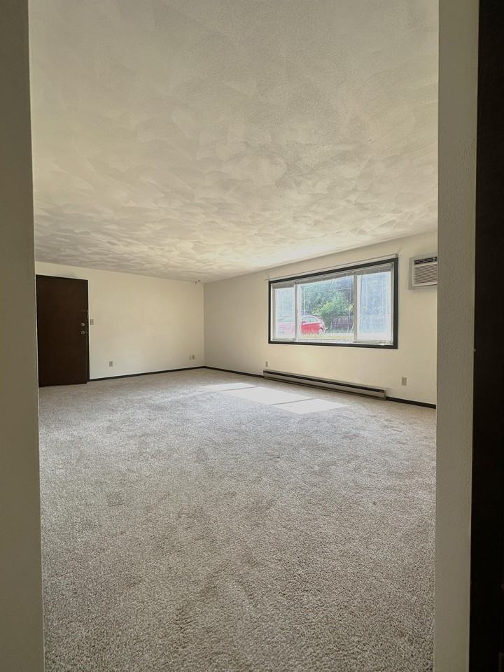 1109 Lark StreetApt 202 #202 - Photo 3 of 8