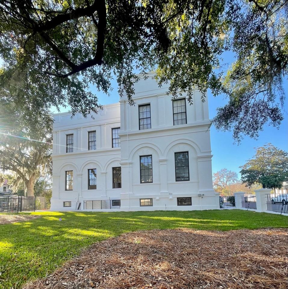 315 West 38th StreetUnit 8 #8 - Photo 7 of 8