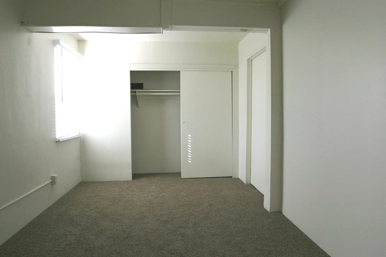 1148 Reed Ave #1148 - Photo 6 of 11