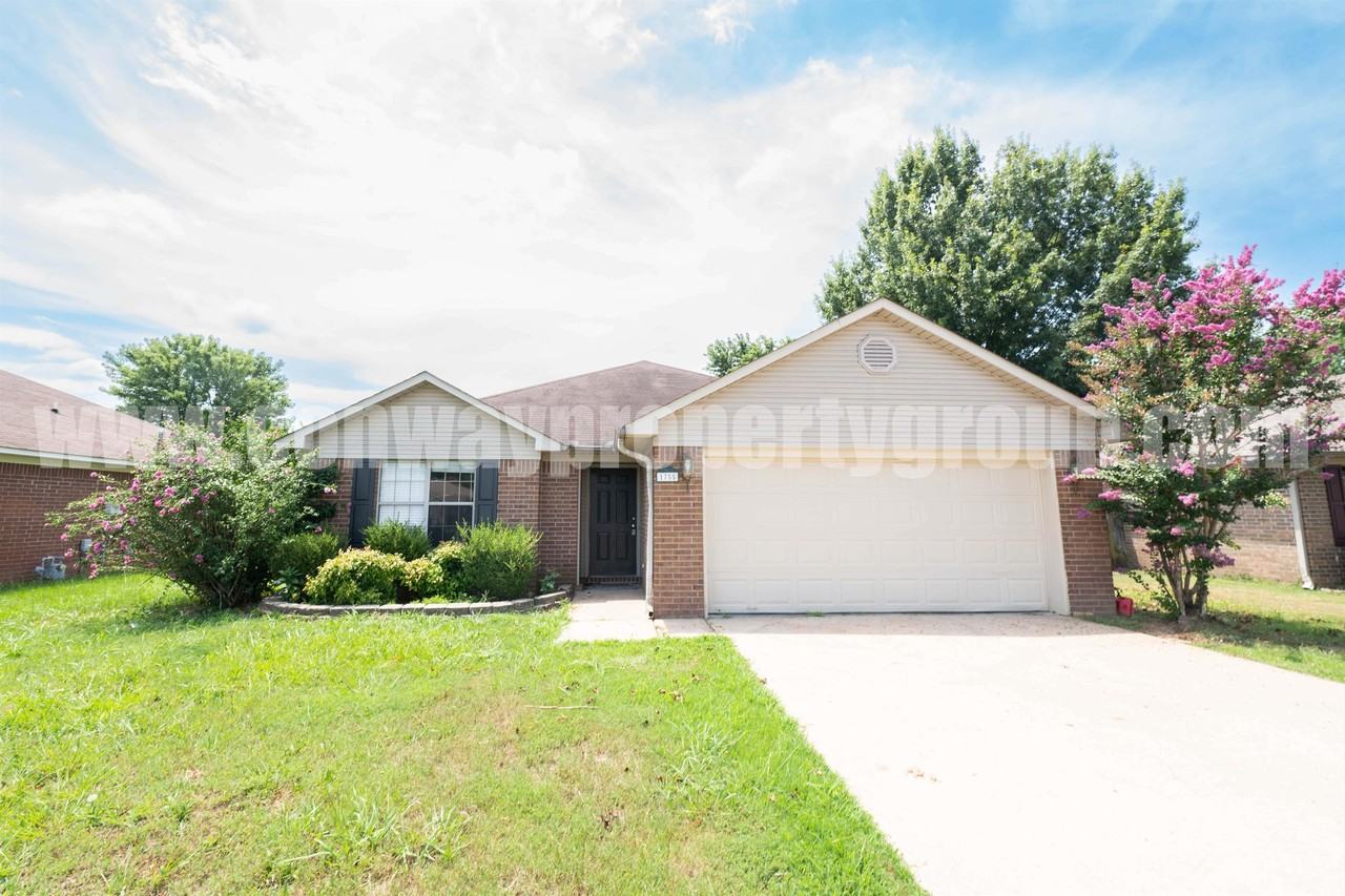 1755 Longfellow Drive #1755