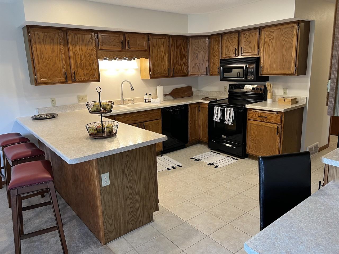 720 N 16th Ave #720 - Photo 5 of 44