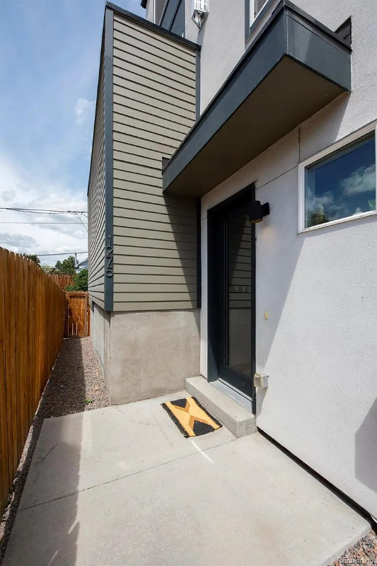 1275 N Quitman St - Photo 3 of 20