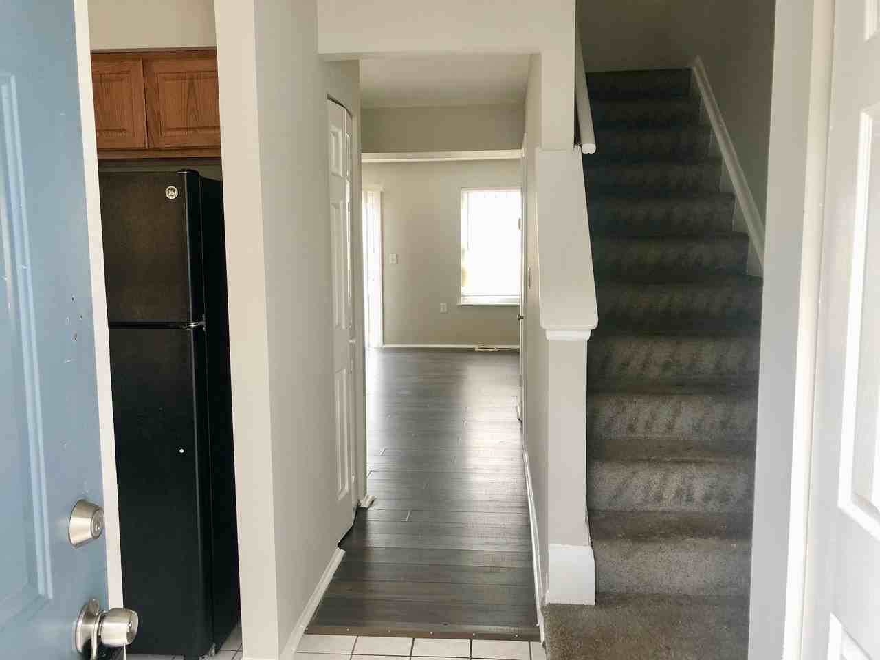 811 Showell Court - Photo 2 of 11