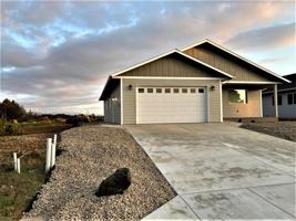 featured image of 719 Seacrest Dr
