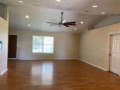 5304 Whitney Ct - Photo 3 of 11