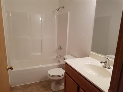 233 W Lawton St #233 - Photo 2 of 11