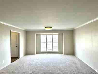 2724 Nw 62nd St #1 - Photo 3 of 11