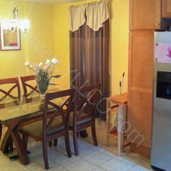 1113 Bell Ave - Photo 3 of 8