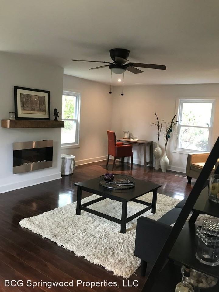 29 Springwood Manor Dr - Photo 2 of 12
