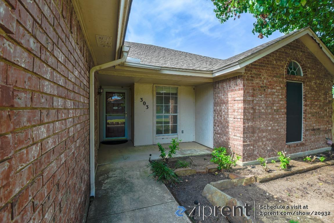 303 Branson Rd - Photo 2 of 26