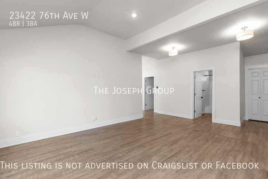 23422 76th Ave W - Photo 3 of 40