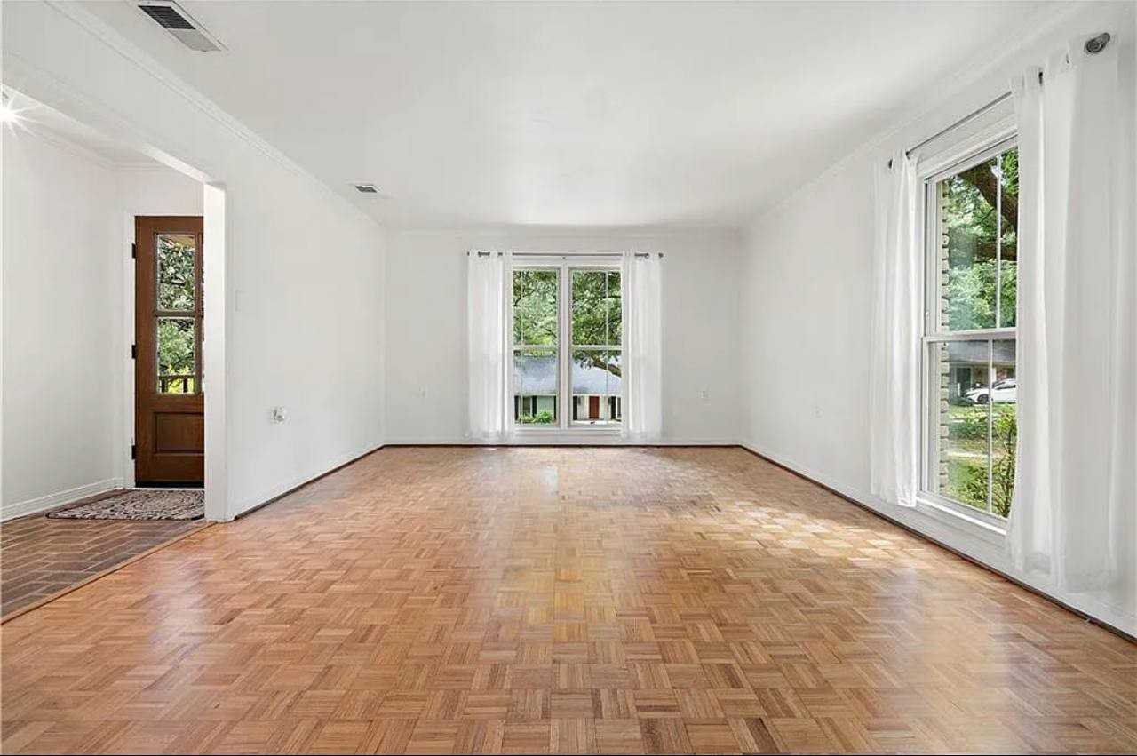 807 Richmond Rd #1 - Photo 2 of 13