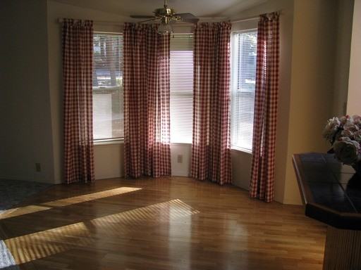 14763 Denise Dr - Photo 3 of 9