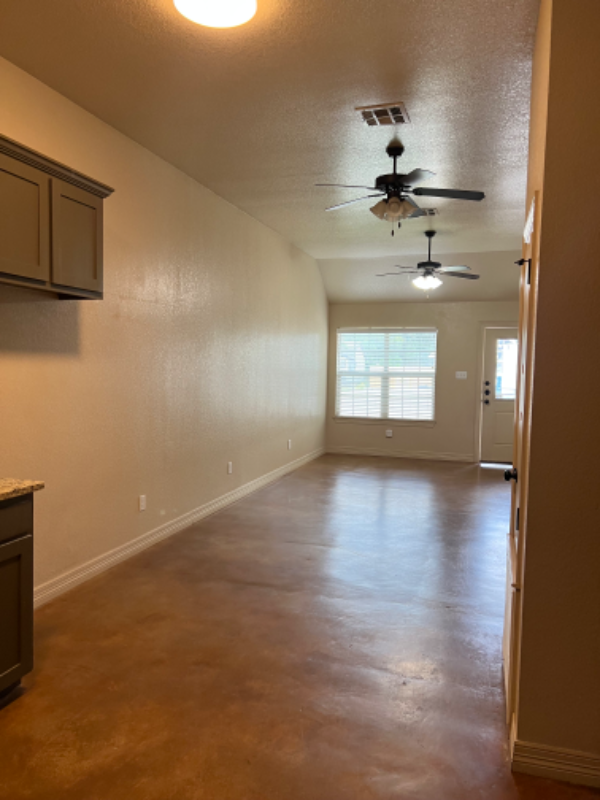 110 Hayes St - Photo 2 of 11