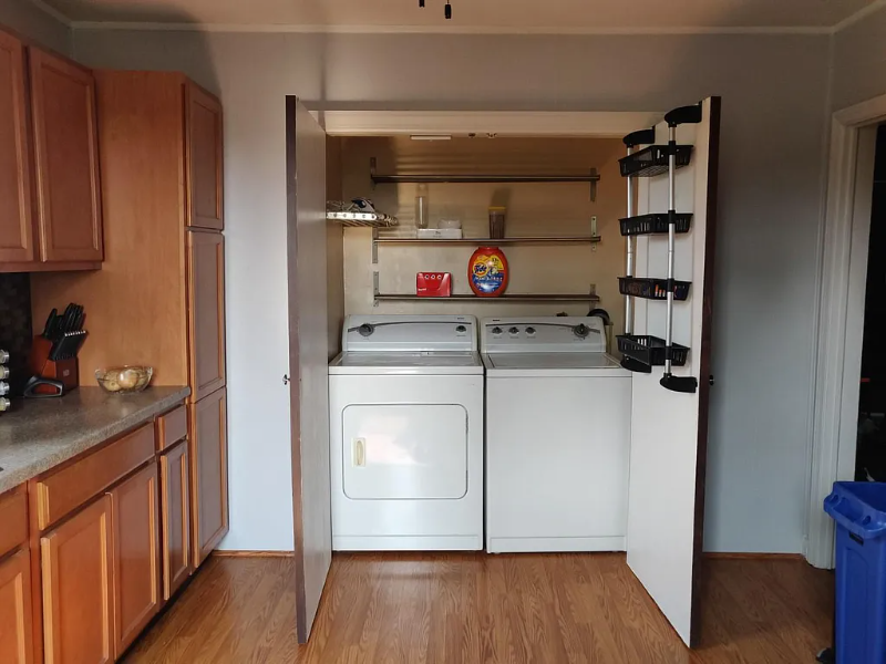 411 Hazlett Ave #2 - Photo 3 of 16