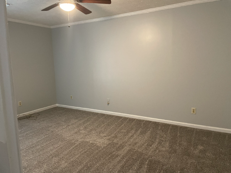 8058 Woodlake Dr - Photo 5 of 10