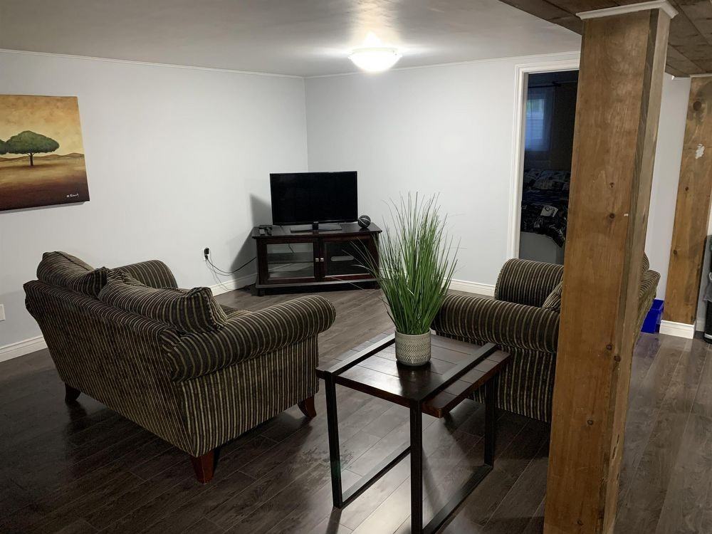 158 Massey Ave - Photo 2 of 9