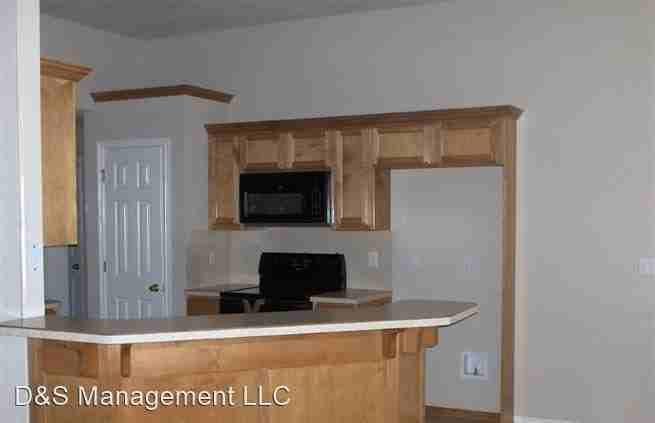 15808 Vicki Dr - Photo 2 of 23