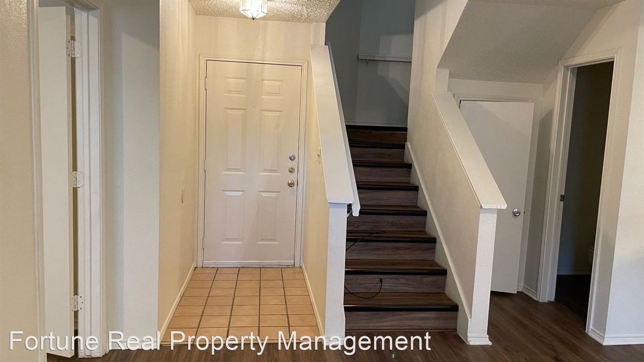2204 Wembley Downs Dr - Photo 3 of 37