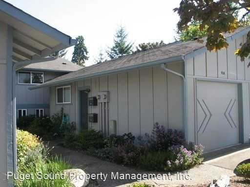 928 Blue Heron Ave Ne - Photo 2 of 15