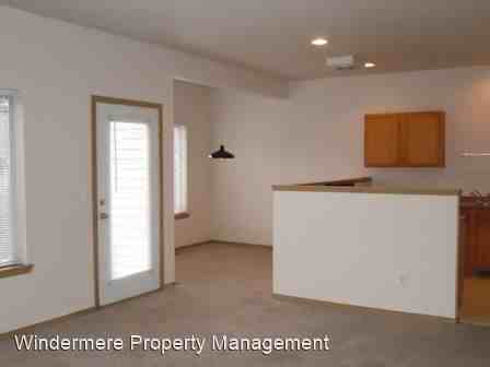 1546 E Maryland St - Photo 3 of 9