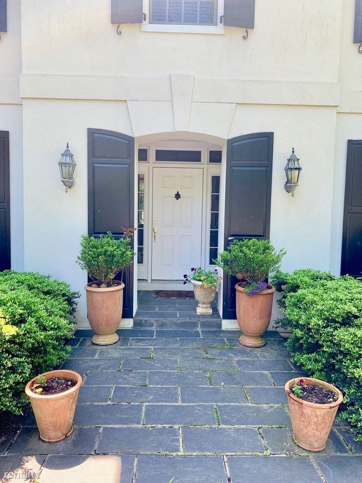 3231 Wallingford Ln - Photo 2 of 29