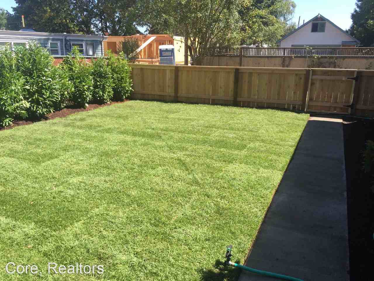 7641-43 SE Alder St - Photo 3 of 15