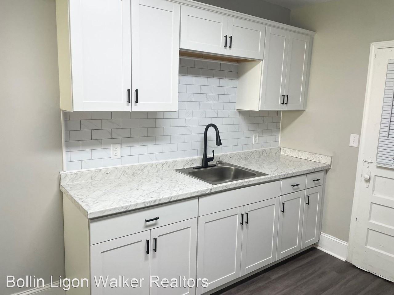 1016 - 1018 Woodlawn Avenue - Photo 3 of 8