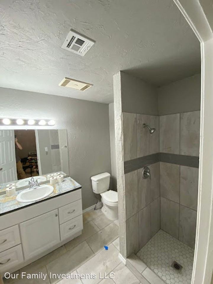 2450 S 141st East Ave - Photo 3 of 50