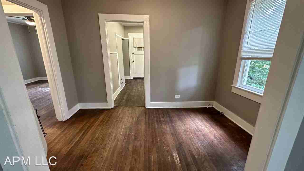 1211 Parnell St - Photo 3 of 10