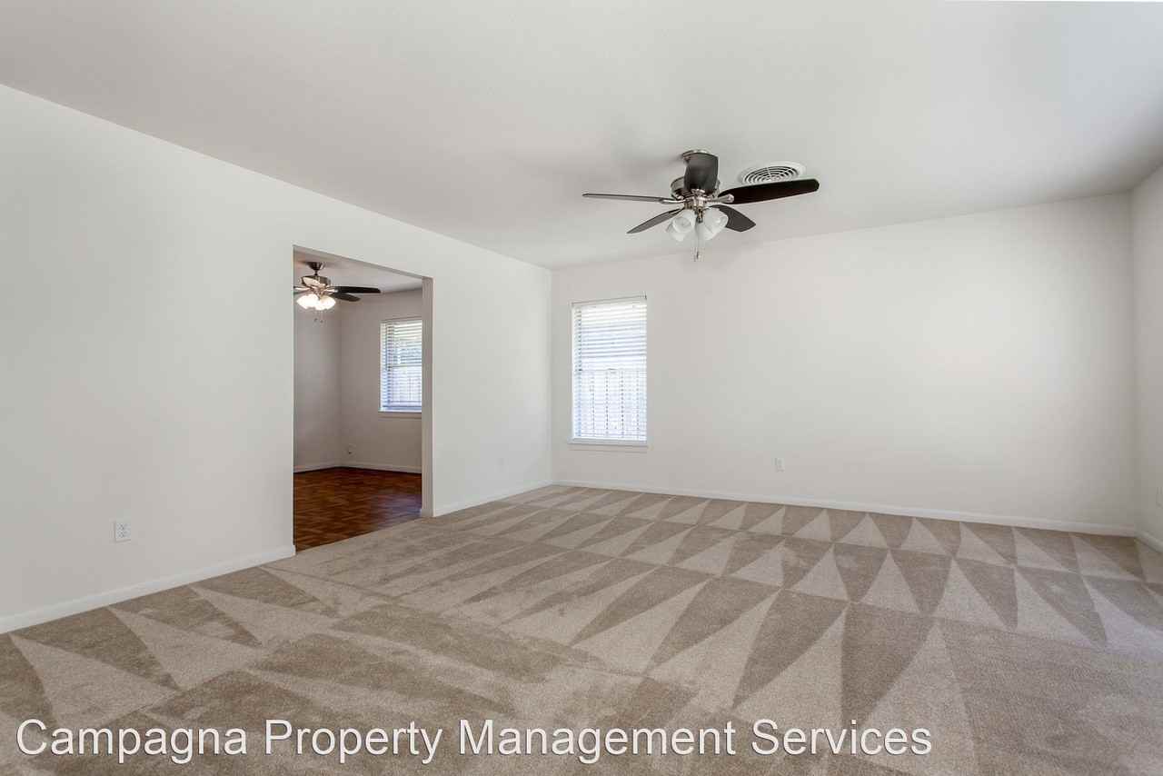 10123 Casa View Dr - Photo 2 of 33