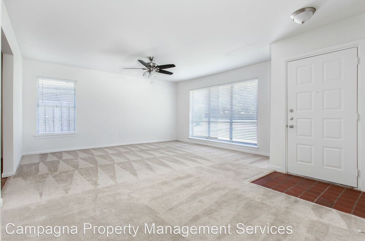 10123 Casa View Dr - Photo 3 of 33