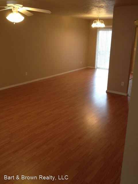 1013 Deer Trail Ln - Photo 3 of 12