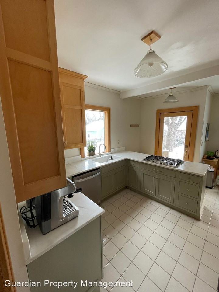 4821 Xerxes Ave S - Photo 2 of 17