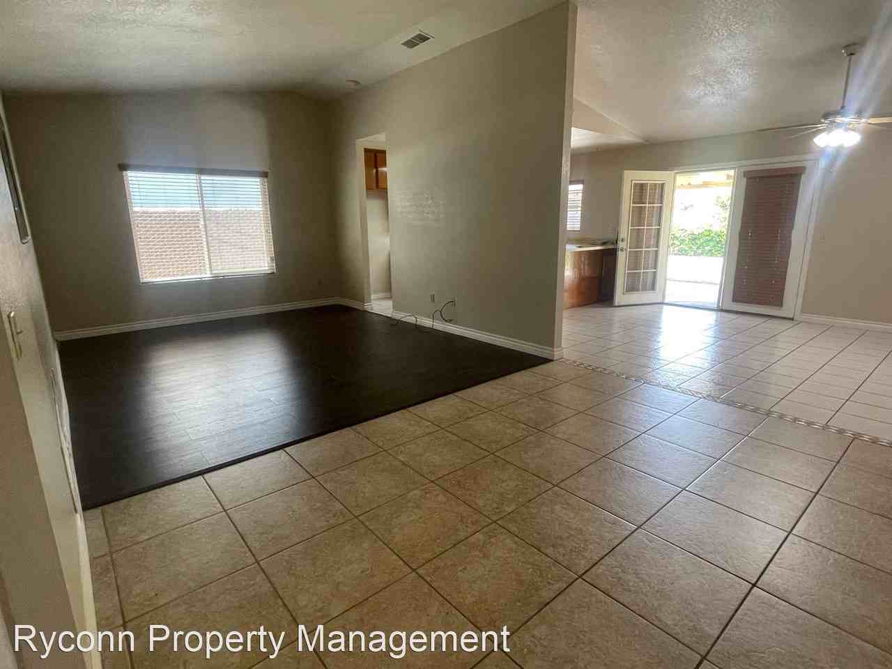 654 S Sutter Ave - Photo 2 of 9