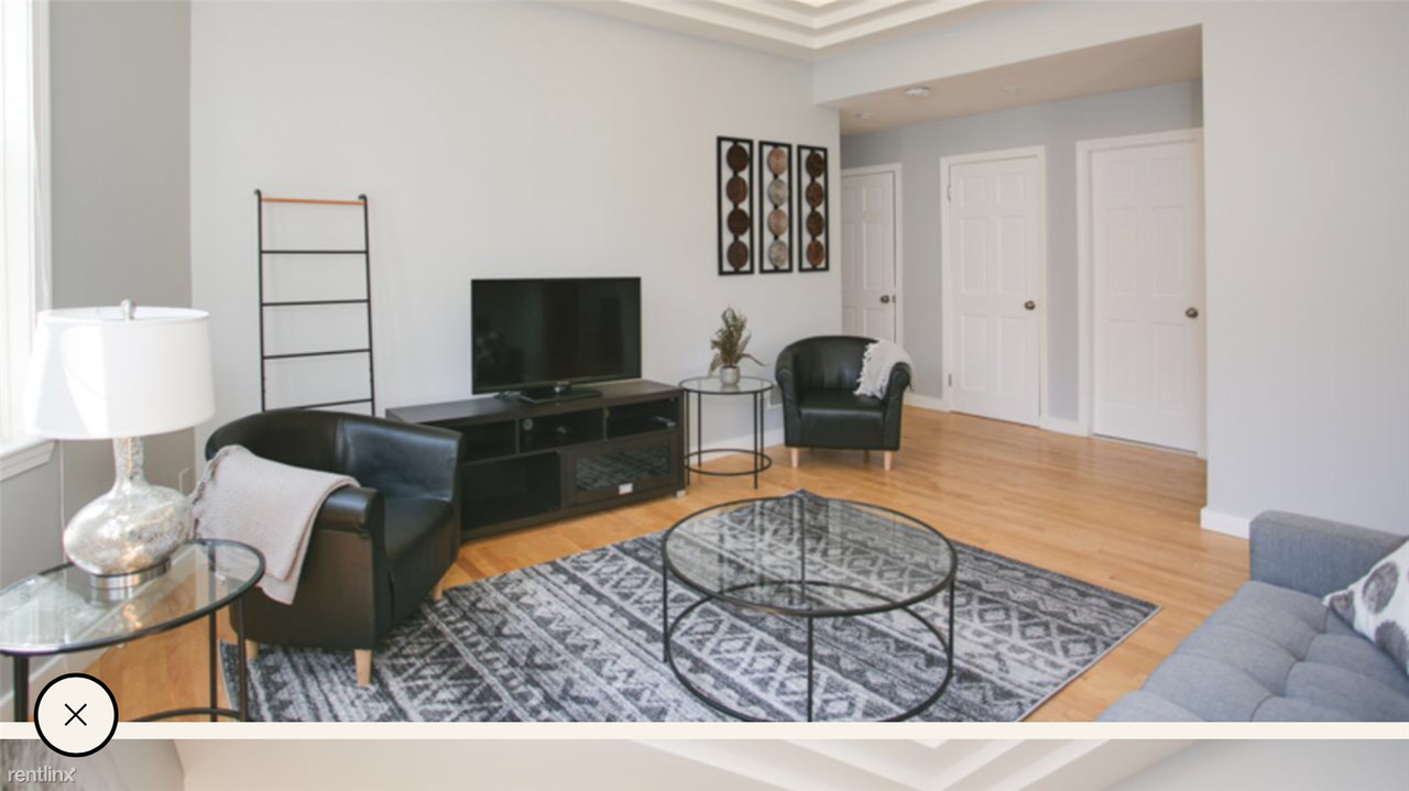 7 Story St - Photo 3 of 9