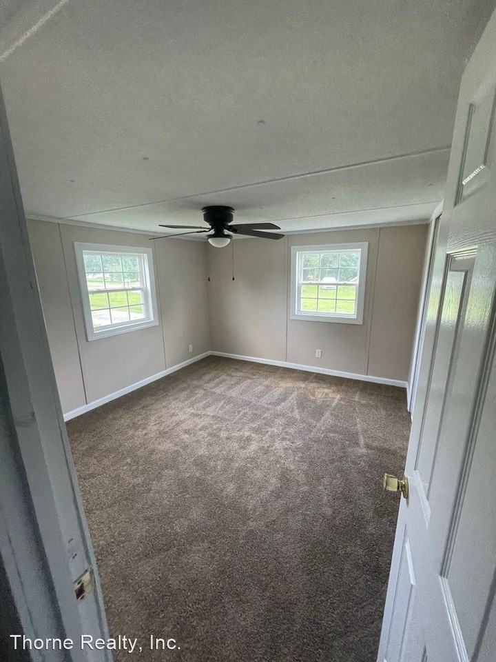 6409 Faith Baptist Church Rd - Photo 3 of 10