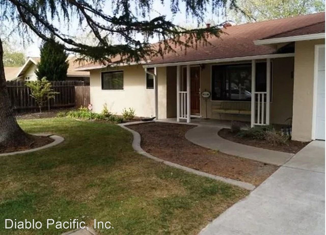 172 Sylvia Dr - Photo 3 of 26