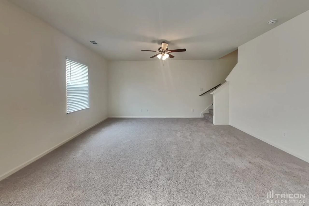 2528 Granite Pass - Photo 3 of 16